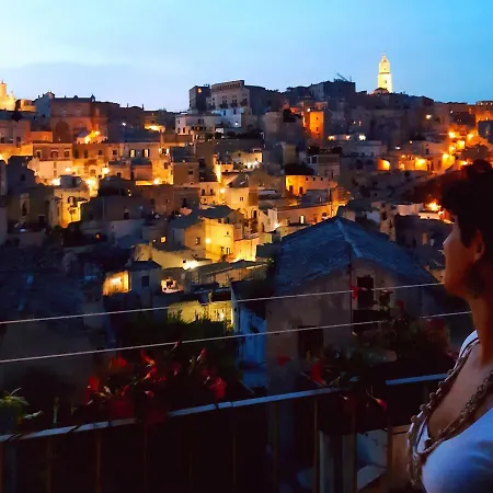 بيت للعطل Lo Scorcio, Casa Nel Cuore Dei Sassi Con Vista Incantevole Con Self Check-in *